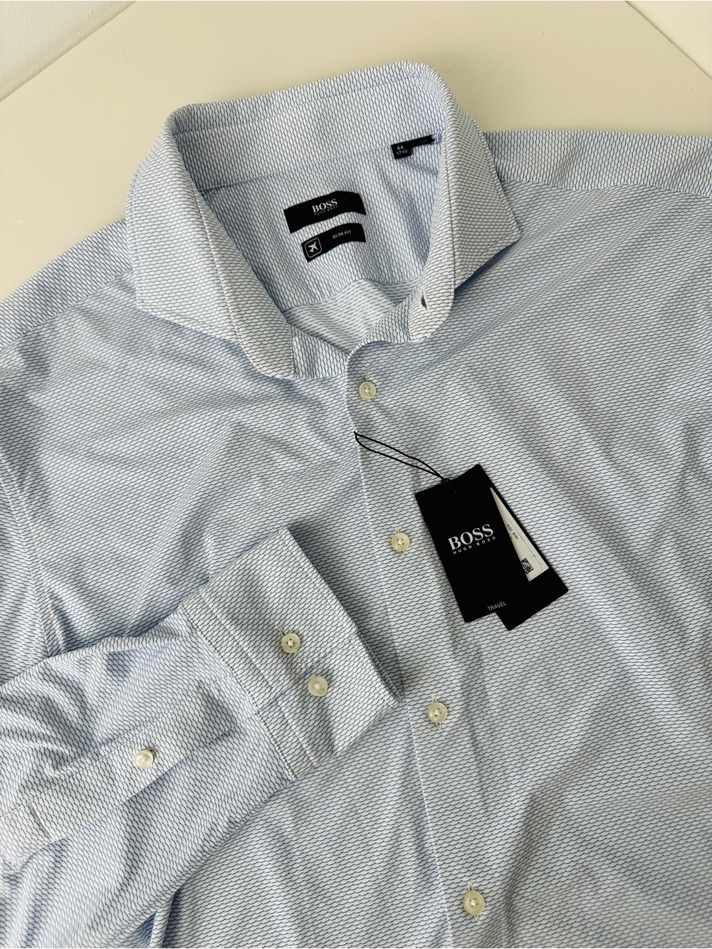 NWT BOSS Hugo Boss Jason Slim Fit Travel Dress Shirt Pastel Blue 17.5